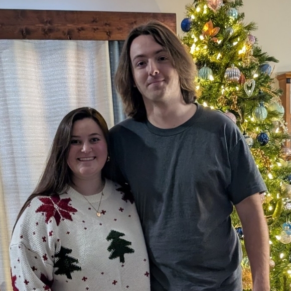 Meet your Posher, Olivia - Picture 5 of 5